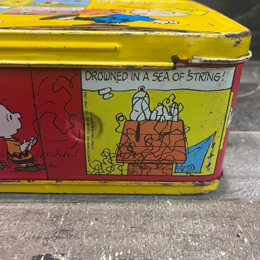 Vintage Peanuts Thermos Metal Lunch Box & Thermos Set Charlie Brown Snoopy 1970s